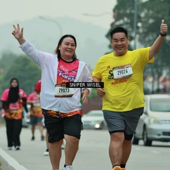 Runner Photo 7047456