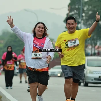 Runner Photo 7047457