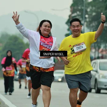 Runner Photo 7047459
