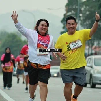 Runner Photo 7047460