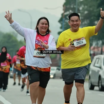 Runner Photo 7047469