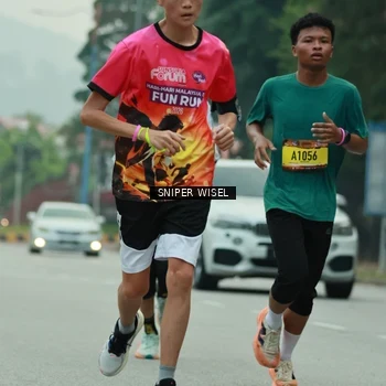 Runner Photo 7047470