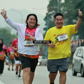Runner Photo 7047473