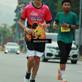 Runner Photo 7047478