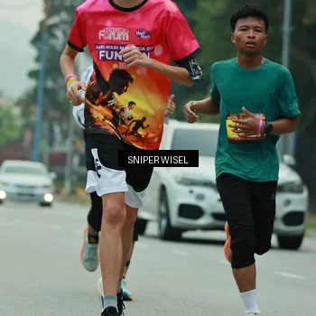 Runner Photo 7047479