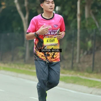 Runner Photo 7047504