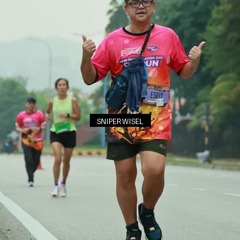 Runner Photo 7047573