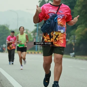 Runner Photo 7047582