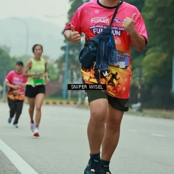 Runner Photo 7047585