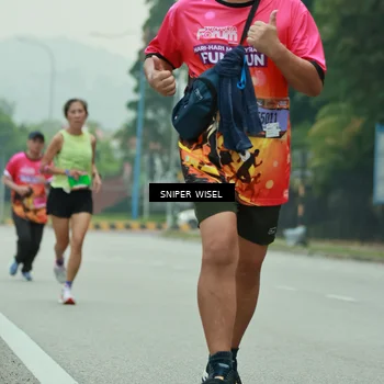 Runner Photo 7047592