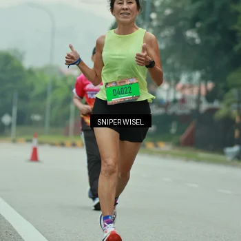 Runner Photo 7047597