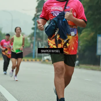 Runner Photo 7047599