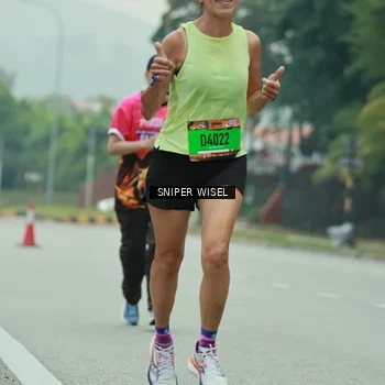 Runner Photo 7047605