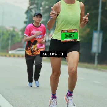 Runner Photo 7047624
