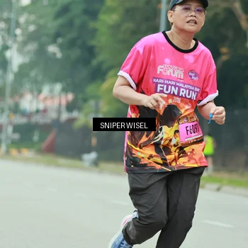 Runner Photo 7047640
