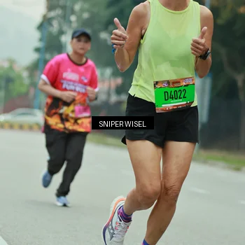 Runner Photo 7047642