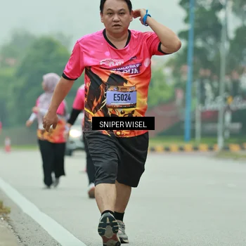 Runner Photo 7047667