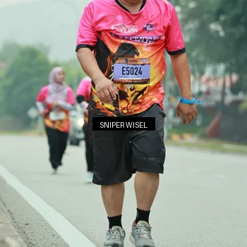 Runner Photo 7047669