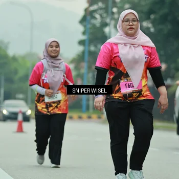 Runner Photo 7047680