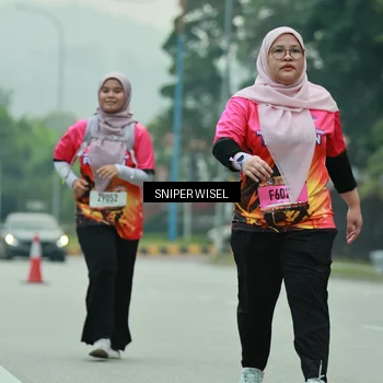 Runner Photo 7047681