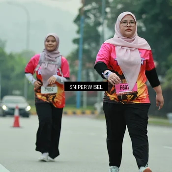 Runner Photo 7047682