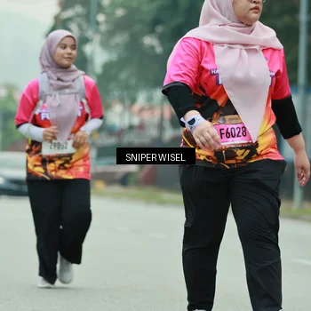 Runner Photo 7047687