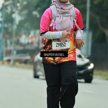 Runner Photo 7047698