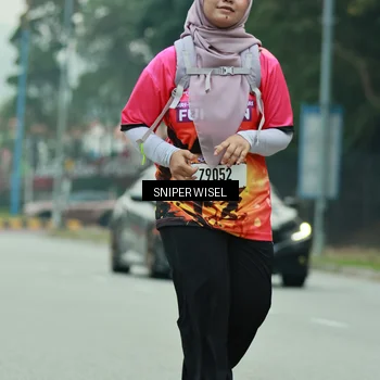 Runner Photo 7047703