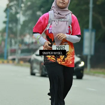 Runner Photo 7047704