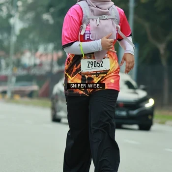 Runner Photo 7047708