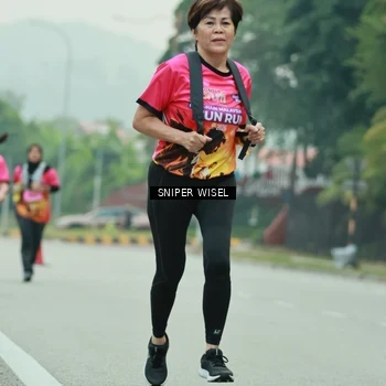 Runner Photo 7047712