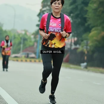 Runner Photo 7047718