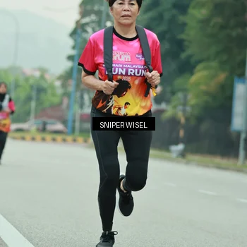 Runner Photo 7047722