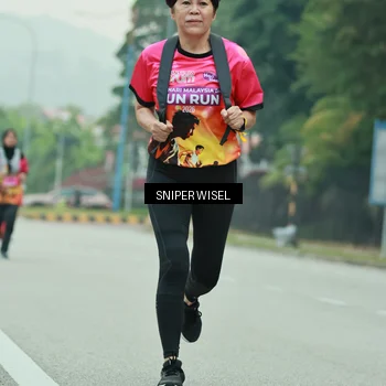 Runner Photo 7047723