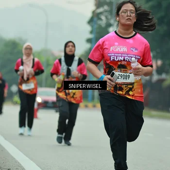 Runner Photo 7047743