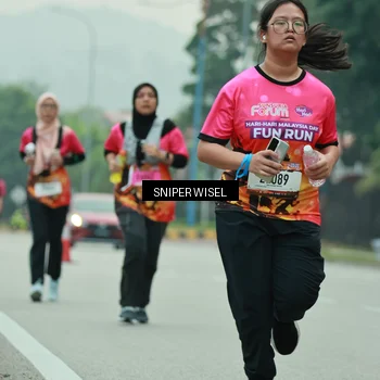 Runner Photo 7047744