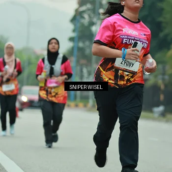 Runner Photo 7047749