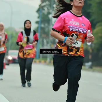 Runner Photo 7047751
