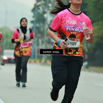 Runner Photo 7047756