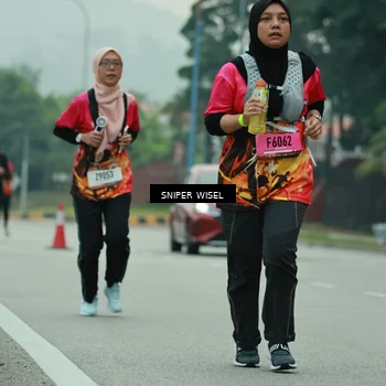 Runner Photo 7047757