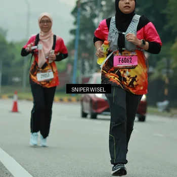 Runner Photo 7047773