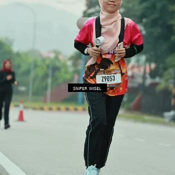 Runner Photo 7047792