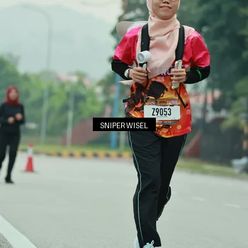 Runner Photo 7047793
