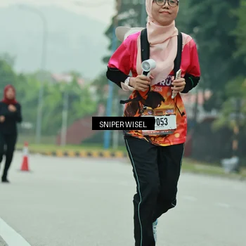 Runner Photo 7047795