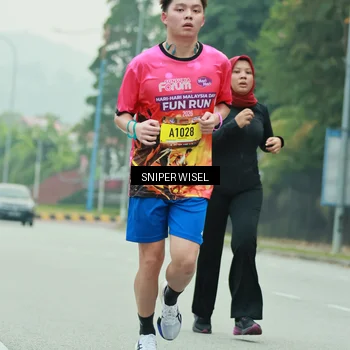 Runner Photo 7047814