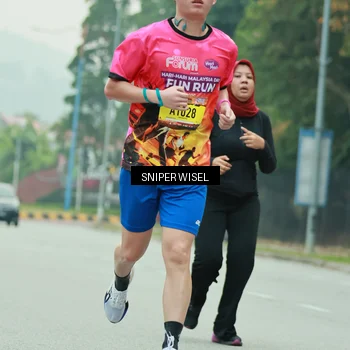Runner Photo 7047816