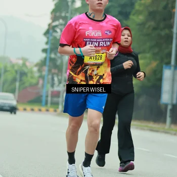 Runner Photo 7047821