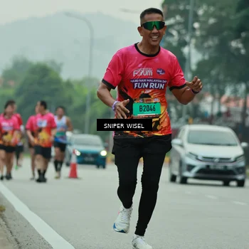 Runner Photo 7047835