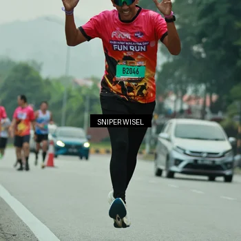 Runner Photo 7047844