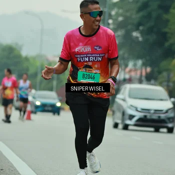 Runner Photo 7047847